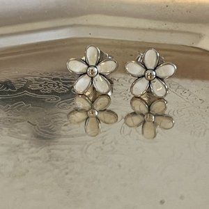 Pandora Daisy Stud Earrings